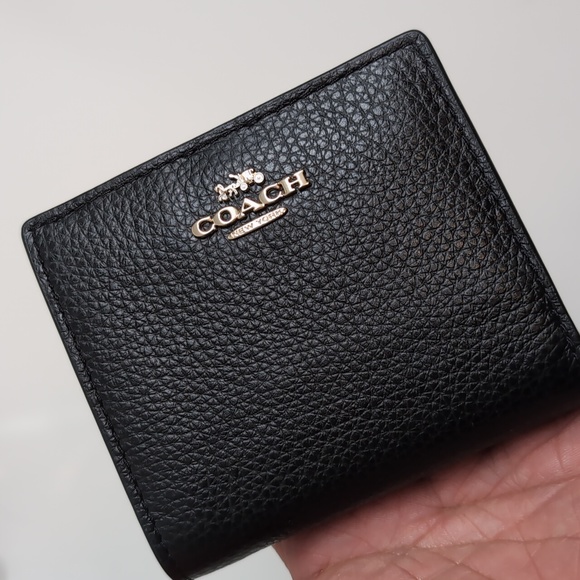 Coach CO971 + C2862 Leather Dempsey Tote & Snap Wallet Gold/ Black - Picture 3 of 15